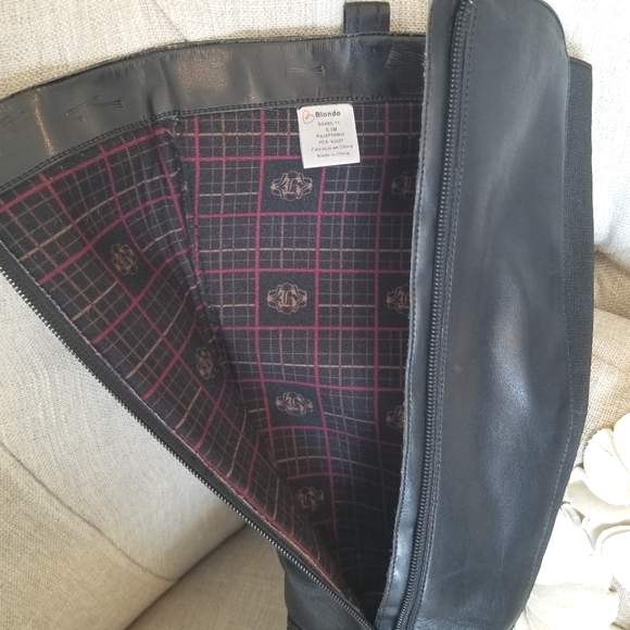 Blondo Black Tall Leather Riding Boot Side Zip Round Toe Block Heel Waterproof - Picture 9 of 16